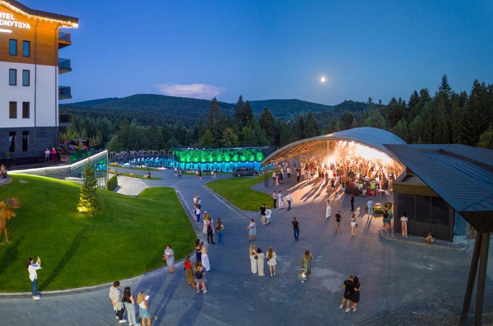 Hotel Apartel Skhidnytsya Skhidnytsia Exterior foto